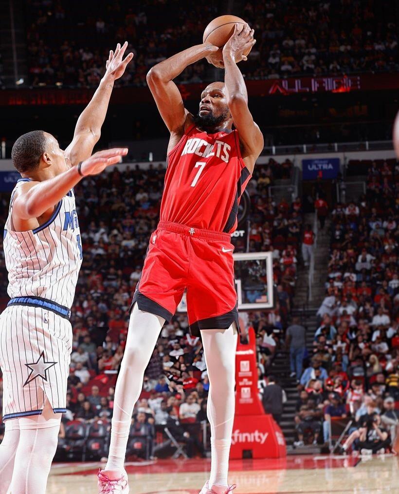 江苏队逆转魔术，杜兰特点燃赛场