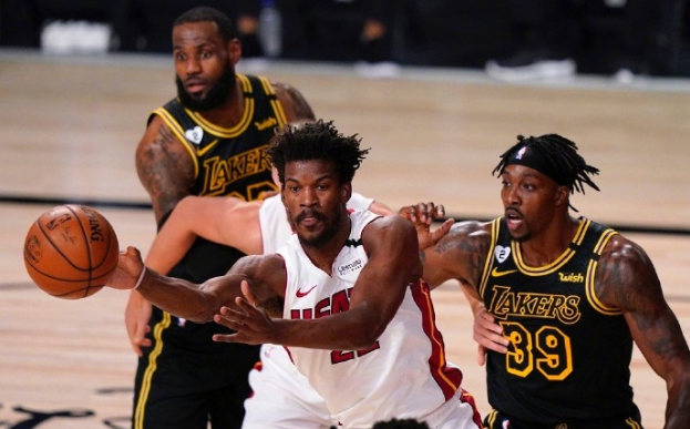 年终总决赛轻取拉沃尔杯，蒂姆关键制胜