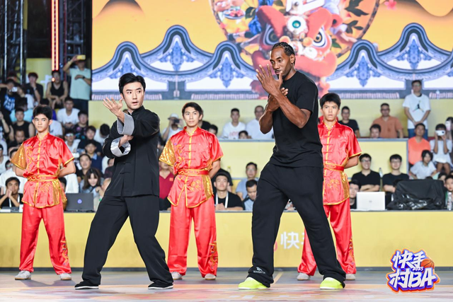 广东队逆转广州队，伦纳德点燃赛场