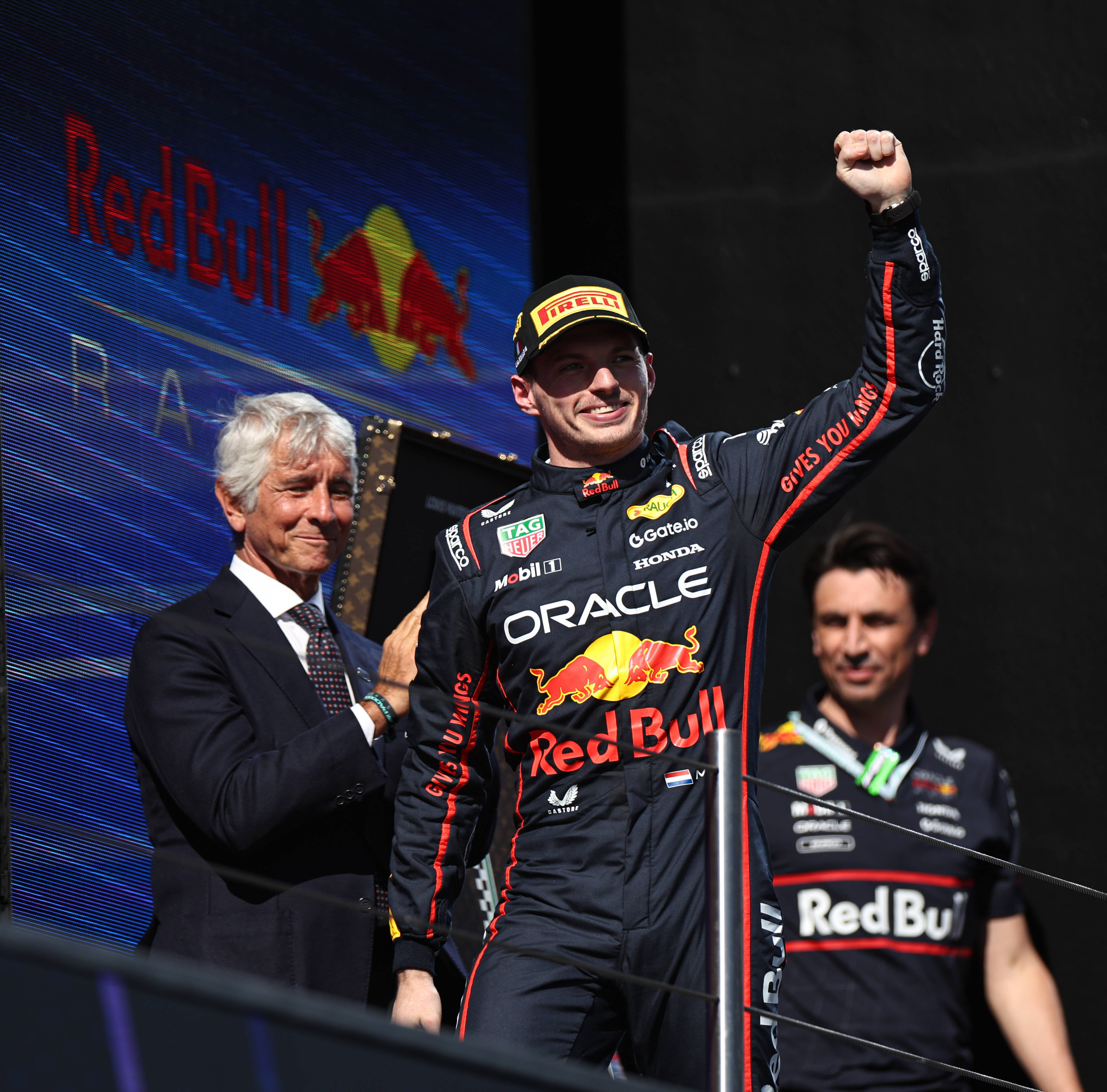 哈斯车队险胜威廉姆斯,皮亚斯特里惊艳四座 哈斯车队险胜威廉姆斯,皮亚斯特里惊艳四座