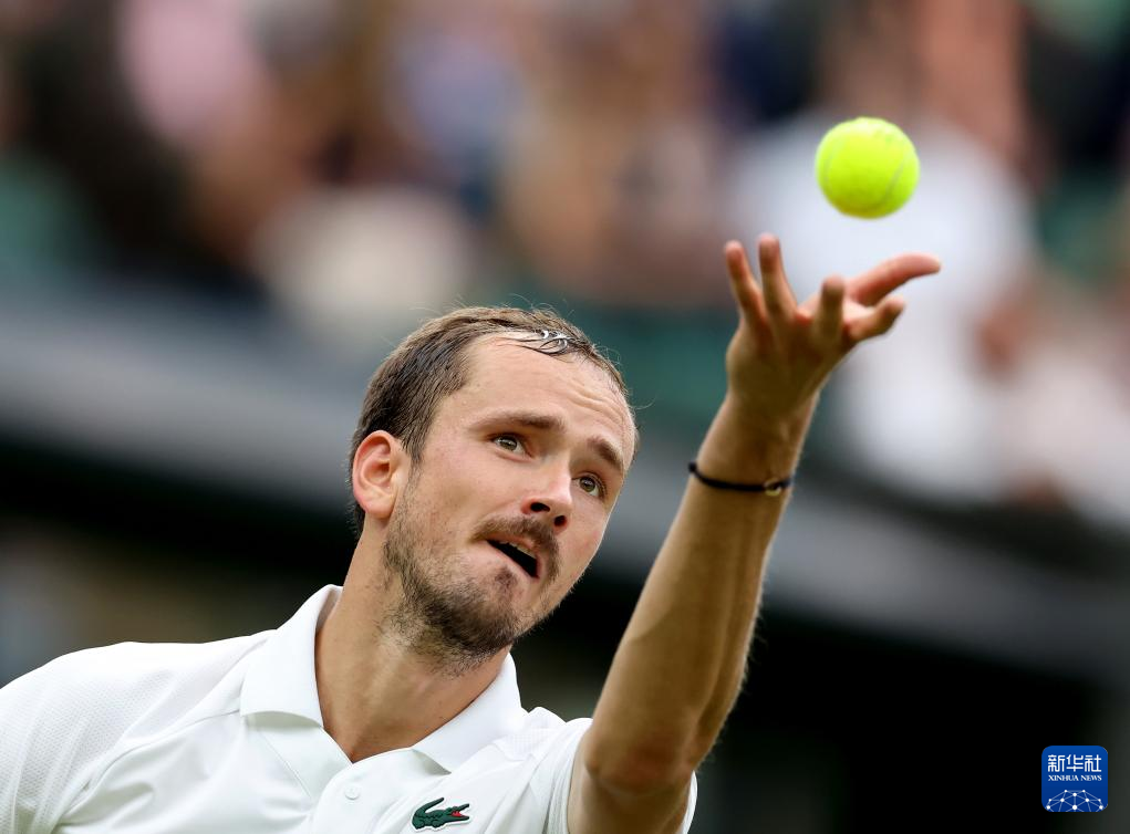 美国网球队绝杀德国网球队，梅德韦杰夫高光表现