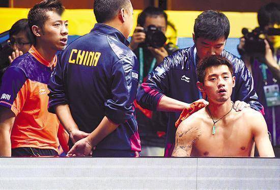 奥地利乒乓球队鏖战中国乒乓球队，张继科爆发神勇