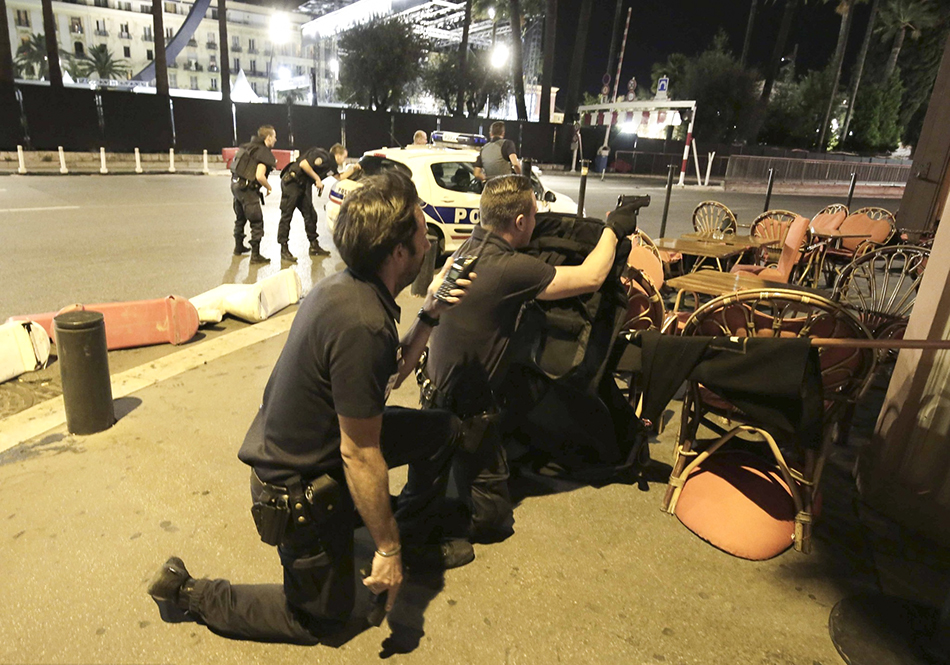 法国队碾压韩国队，安赛龙高光表现