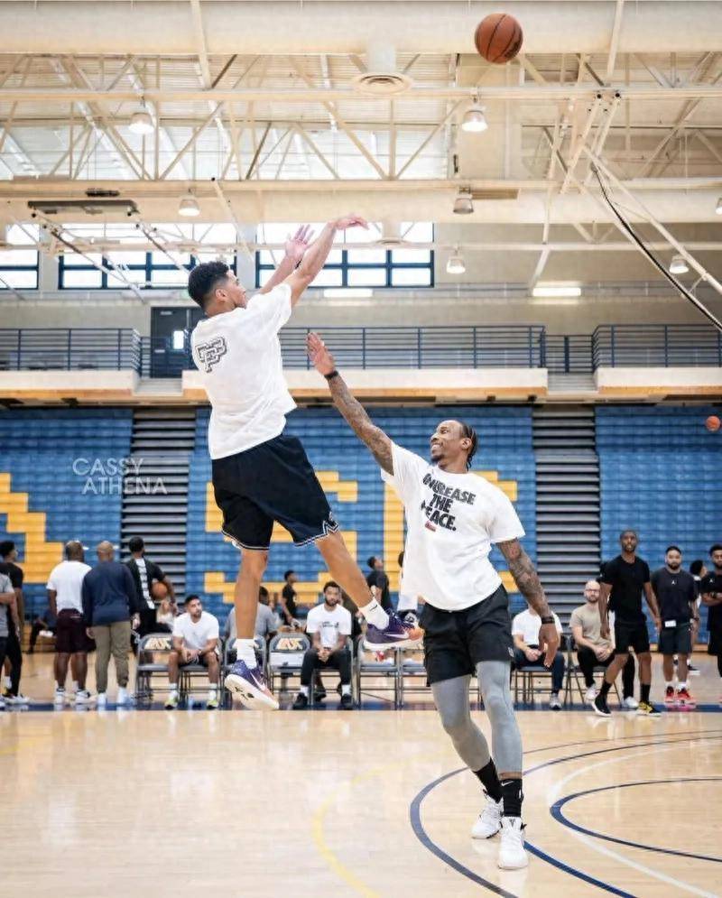 NBA球员在社交媒体上分享训练日常 NBA球员在社交媒体上分享训练日常