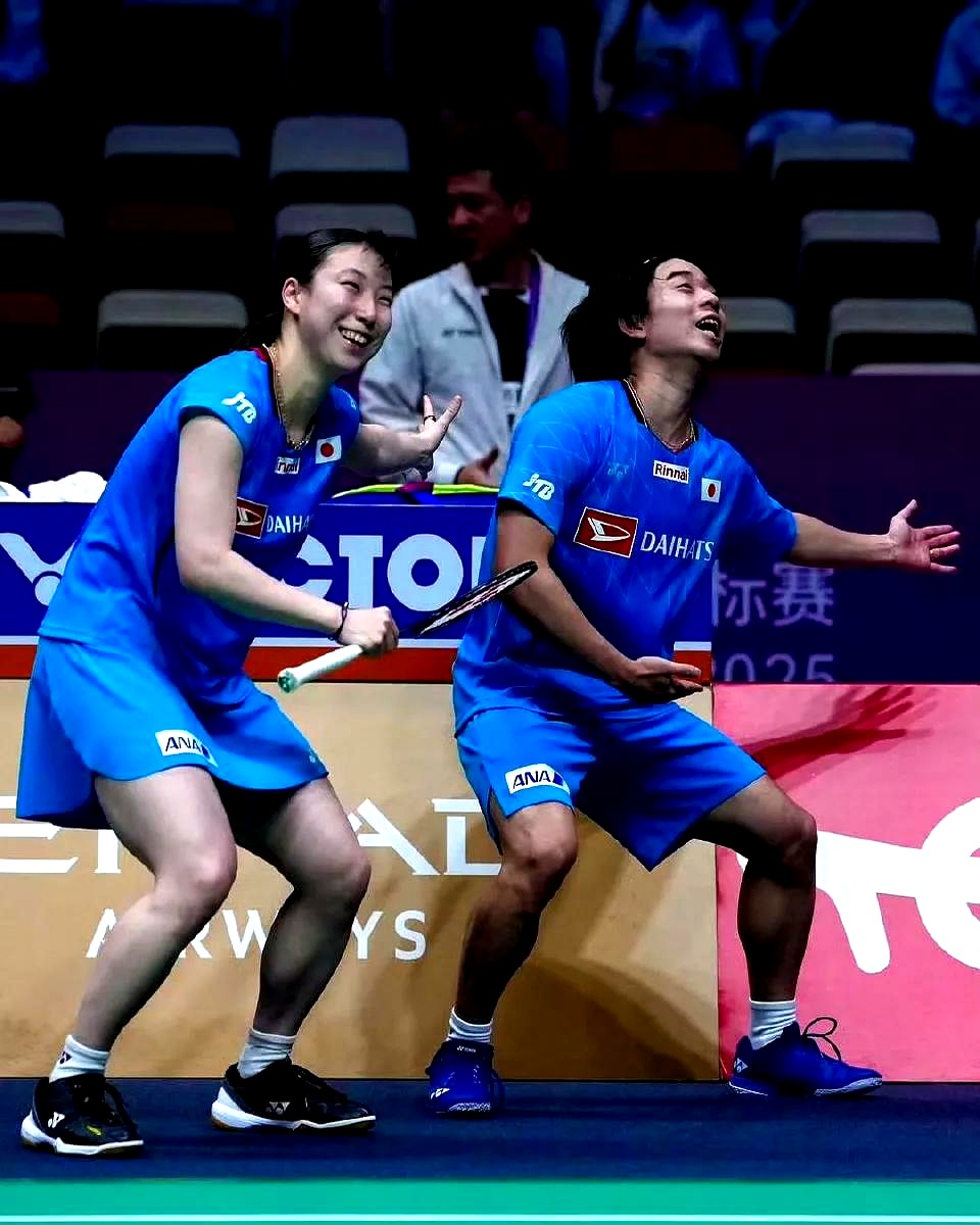 日本羽毛球队力克法国羽毛球队，安赛龙制霸全场
